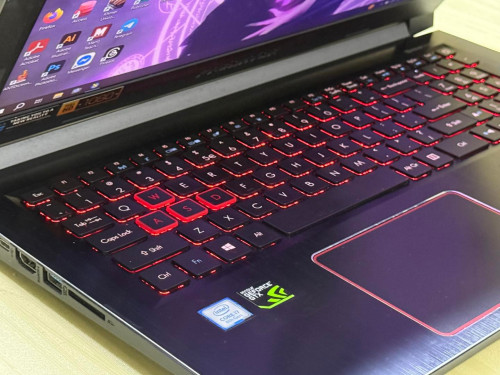 Acer Predator Helios 300 / Core I7-8th Gen /Ram 8GB / 256GB SSD + 1.0TB / NVIDIA 6GB /15.6"