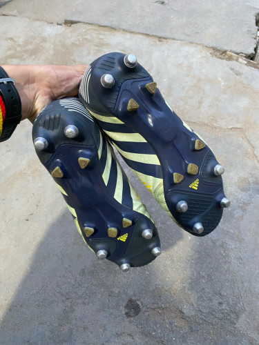 adidas predator incurza Size 42.5