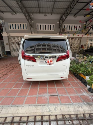 Car for rent​ ( Monthly) ឡានជួលជាខែ $2,000 មានទាំងតៃកុង
