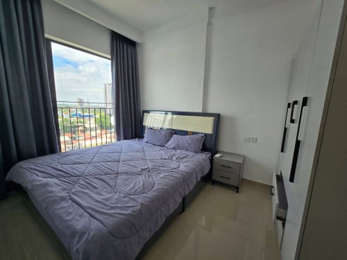 Condo R&F Miro for rent