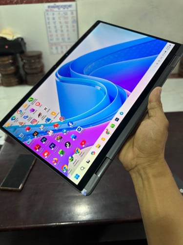 លក់ខាតច្រេីន 7420 i7 11th touch screen R16g, 512g M2