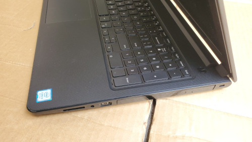 Dell Vostro 3578/ Core i3 8Gen/ Ram 8G SSD 128G/ Screen 15.6 inch