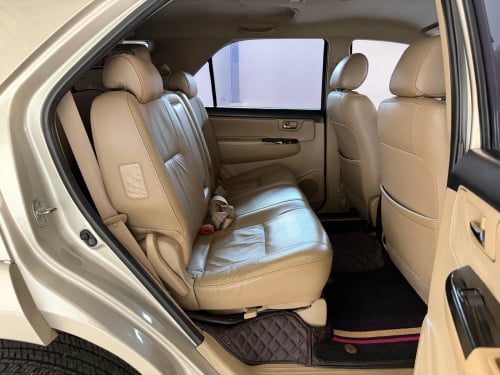 Fortuner 2015 ឡានស្អាតសុីនមួយជុំ
