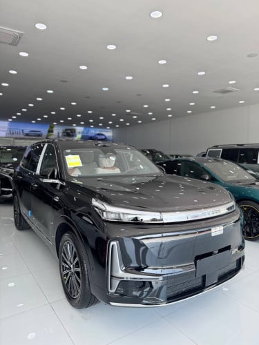 Geely M9 AWD ម៉ូទ័រ3