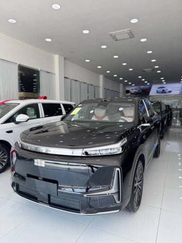 Geely M9 AWD ម៉ូទ័រ3