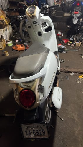 Honda. Scoopy. ម្ចាស់ដើម