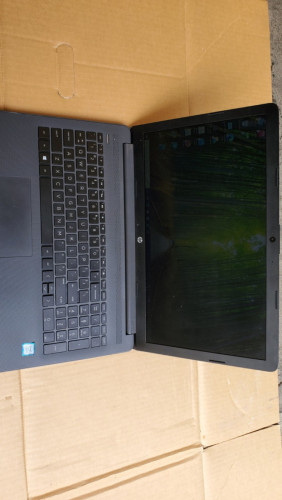 HP 250 G7/ Core i5 8Gen /Ram 8G ssd 128G/ Screen 15.6 inch FHD