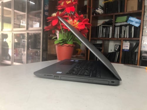 HP 250G7 notebook