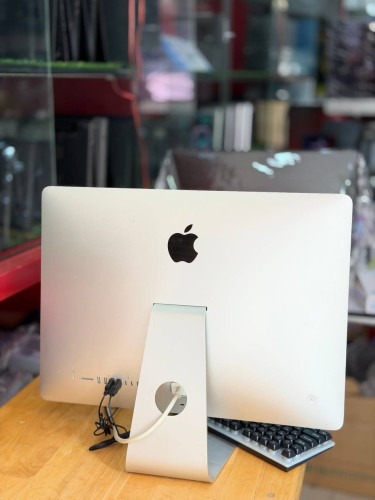 I Mac last 2017 21.5inch 4K
