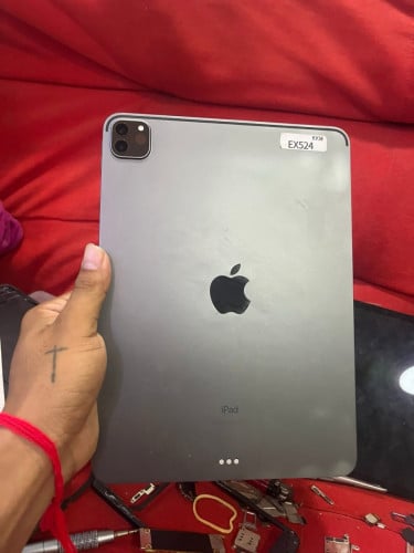 iPad M1 2021 128g WiFi 4xx$ ថ្ម93%