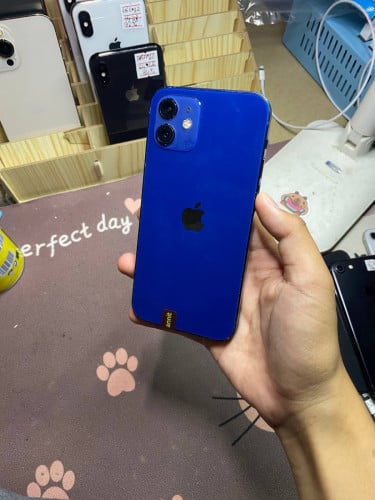 iPhone 12 , 128GB