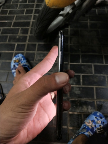 iPhone x 64g