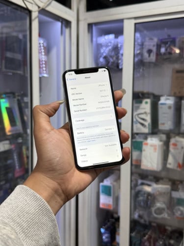 iPhone X ពណ៌ស 🍏 64GB Battery 75% 🔋 តួស្អាត សំណុំហ្សីន