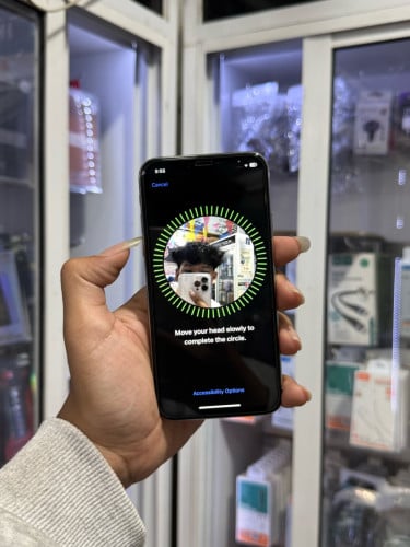 iPhone X ពណ៌ស 🍏 64GB Battery 75% 🔋 តួស្អាត សំណុំហ្សីន