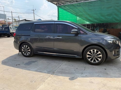 Kia carnival 2015 ទ្វាអូតូ2