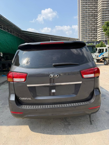 Kia carnival 2015 ទ្វាអូតូ2