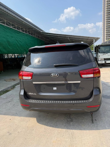 Kia carnival 2015 ទ្វាអូតូ2