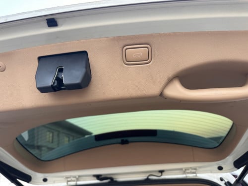 Kia carnival 2015 full option អត់បេីកតំបូល