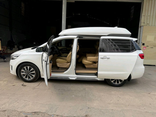 Kia Carnival Hi-Limousine 2015 Full Option