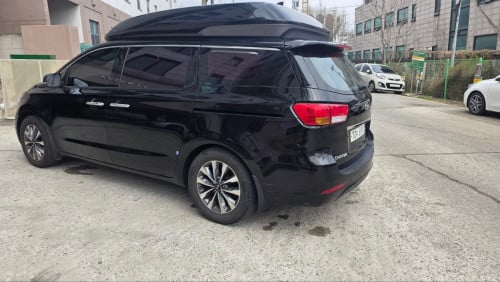 Kia carnival Limousine VIP 2015