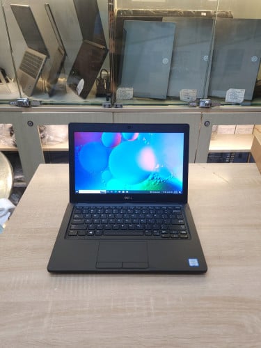 Laptop Dell Latitude 5290 intel i7 - 8650U [ដូចថ្មី 99.99%, ស្ដើង, ស្អាត និងមានកម្លាំងខ្លាំង]