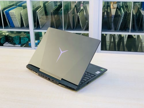 Lenovo legion y7000P 15.6”FHD 144Hz