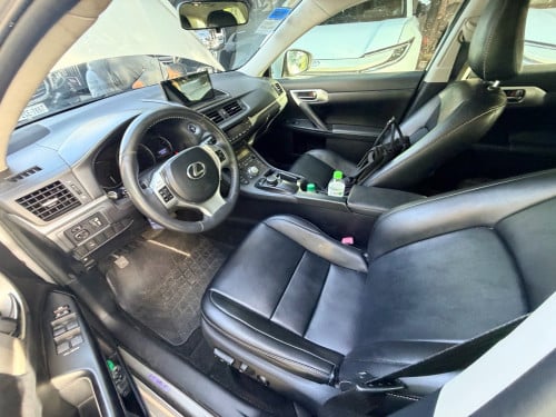LEXUS CT200h, 2012