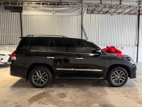 Lexus LX570 2011 upgrade 2015
