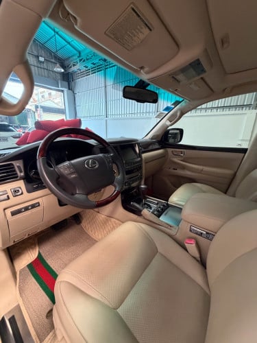 Lexus LX570 2011 upgrade 2015