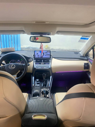 Lexus NX200T 2015 Luxury up NX300 Full Option, ប៉ុង2