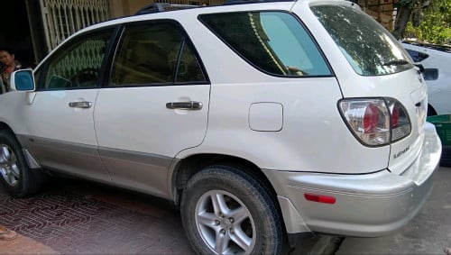Lexus Rx 300 pog1 2002 2AQ
