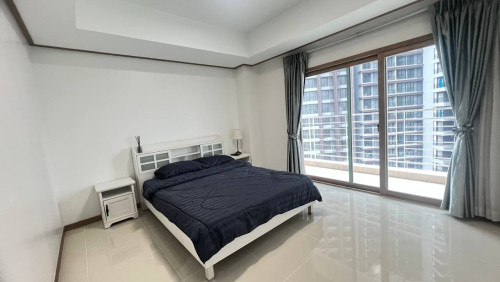 LUXURY 4-BEDROOM PENTHOUSE FOR RENT | TUOL KORK (TK AREA)