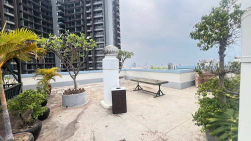 LUXURY 4-BEDROOM PENTHOUSE FOR RENT | TUOL KORK (TK AREA)