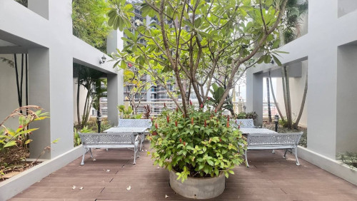 LUXURY 4-BEDROOM PENTHOUSE FOR RENT | TUOL KORK (TK AREA)