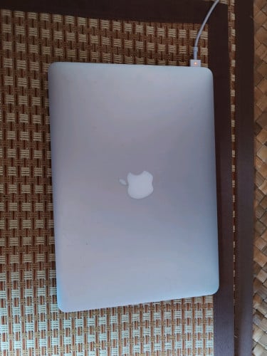 MacBook Pro 2015 លក់ប្រញាប់លុយ