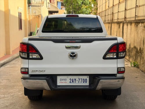Mazda 2020 ម៉ាសុីនតូច 2.2L