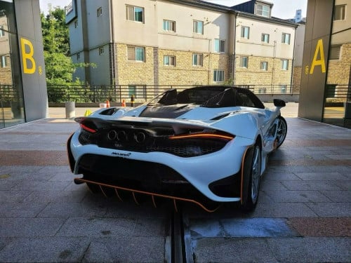 McLaren 765LT Spyder 2022