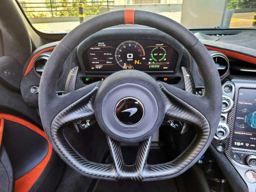 McLaren 765LT Spyder 2022