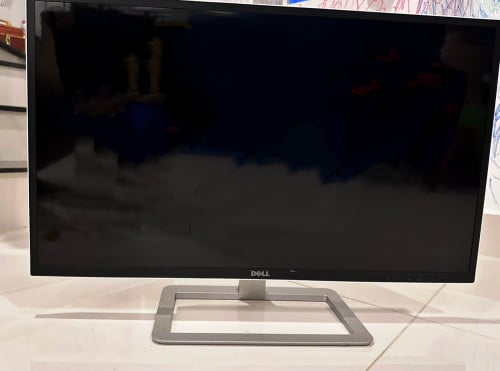 Monitor Screen Dell 32” លក់