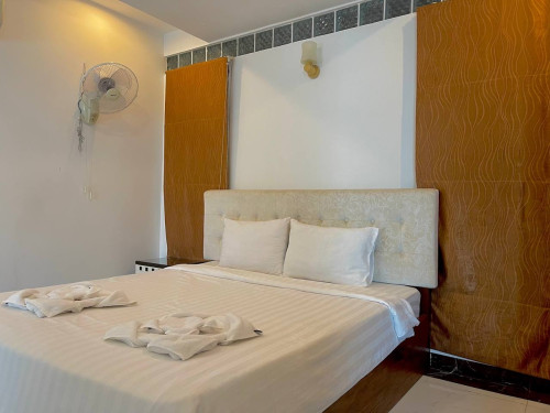 One Bedroom Apartment (1 បន្ទប់គេង)