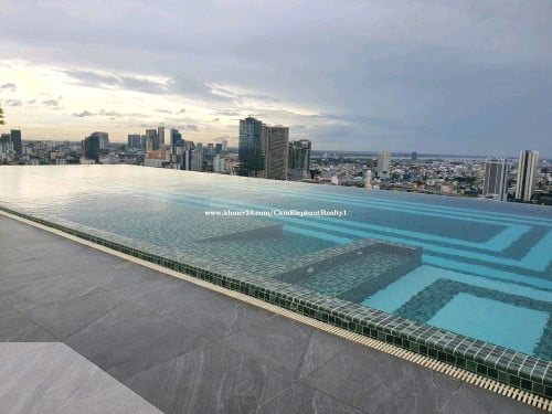 Pool Gym 2Bedroom Condo st 271 Mega Mall