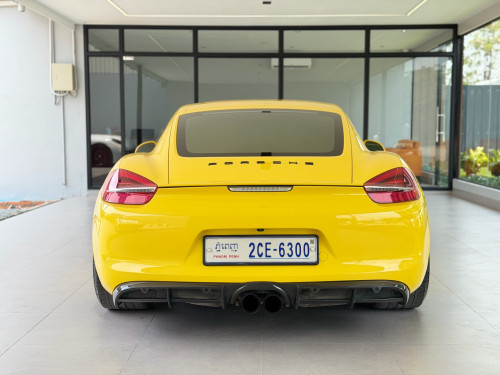 Porsche Cayman 981 ឆ្នាំ 2015 full Option