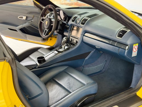 Porsche Cayman 981 ឆ្នាំ 2015 full Option