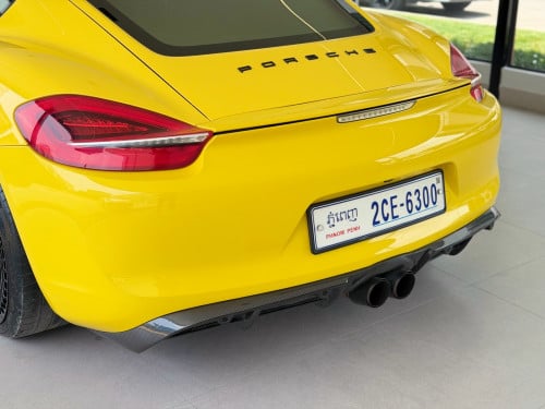 Porsche Cayman 981 ឆ្នាំ 2015 full Option
