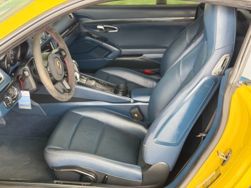 Porsche Cayman 981 ឆ្នាំ 2015 full Option