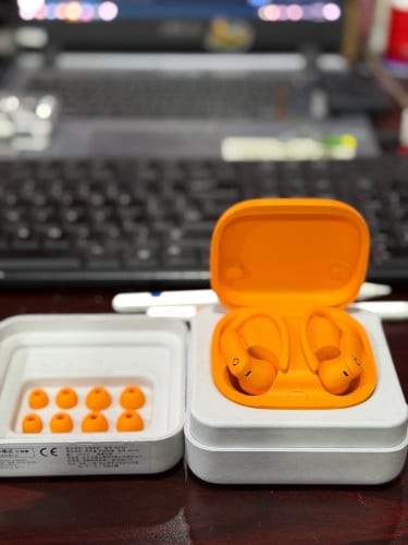 Powerbeats Pro 2 Orange Like New