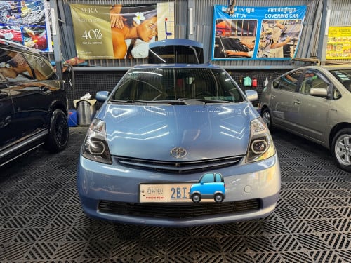 Prius 2005 full option ធានាឡានស្អាត សាច់ដែក100%