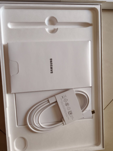 Samsung Tab S9 FE 8/128gb 99.99%