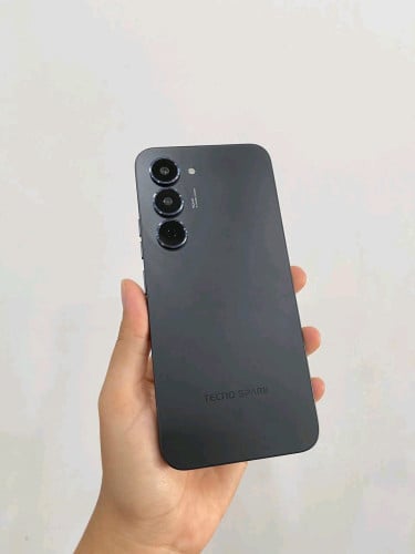 Spark 40 Pro