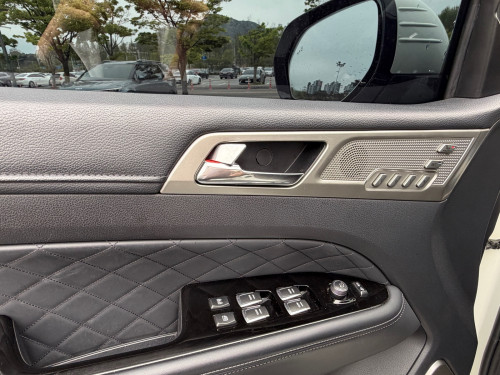 Ssangyong Rexton SUV 7seat